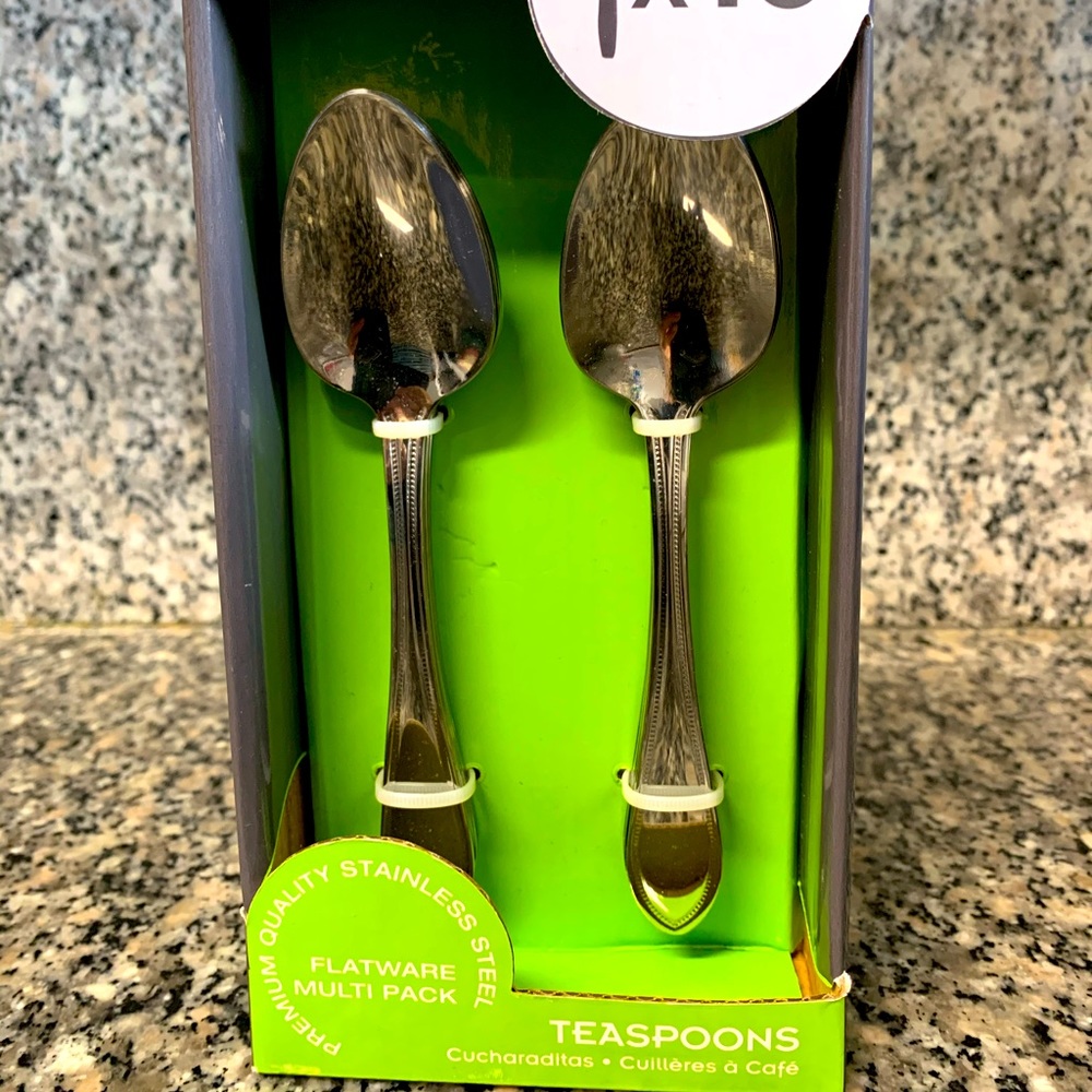 Set of 10 Teaspoons Elegant Deluxe